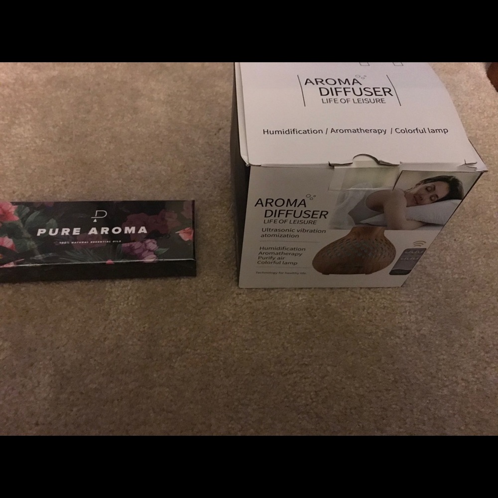 Aroma Diffuser with 6 Pure Aroma Essential Oils